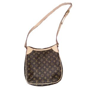 Elegant Monogram Shoulder Bag